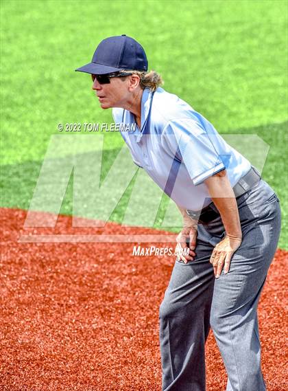 Thumbnail 2 in Olathe South vs Blue Valley Northwest (Regionals) photogallery.