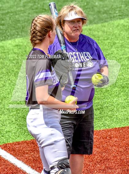 Thumbnail 3 in Olathe South vs Blue Valley Northwest (Regionals) photogallery.