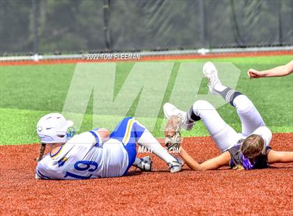 Thumbnail 3 in Olathe South vs Blue Valley Northwest (Regionals) photogallery.