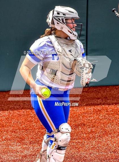 Thumbnail 3 in Olathe South vs Blue Valley Northwest (Regionals) photogallery.