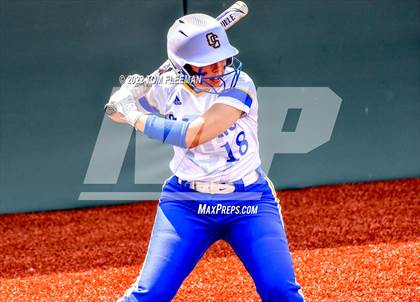 Thumbnail 3 in Olathe South vs Blue Valley Northwest (Regionals) photogallery.