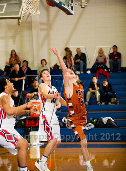 Thumbnail 2 in Pearce vs. Madison (McDonald's Texas Invitational) photogallery.