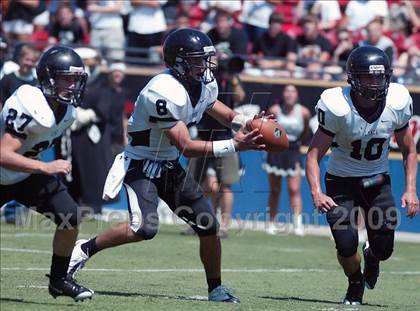 Thumbnail 2 in Bishop Lynch vs. Dallas Jesuit (North Texas Classic) photogallery.