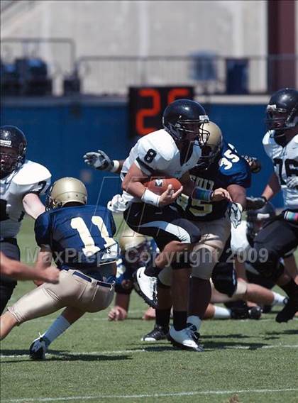 Thumbnail 2 in Bishop Lynch vs. Dallas Jesuit (North Texas Classic) photogallery.