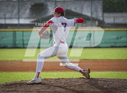 Thumbnail 1 in Marcos de Niza @ Mountain View photogallery.