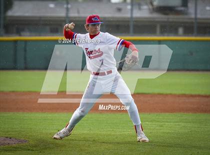 Thumbnail 2 in Marcos de Niza @ Mountain View photogallery.