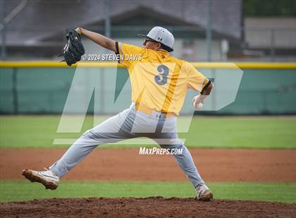 Thumbnail 3 in Marcos de Niza @ Mountain View photogallery.