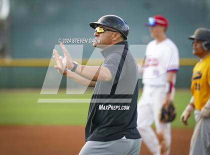 Thumbnail 2 in Marcos de Niza @ Mountain View photogallery.