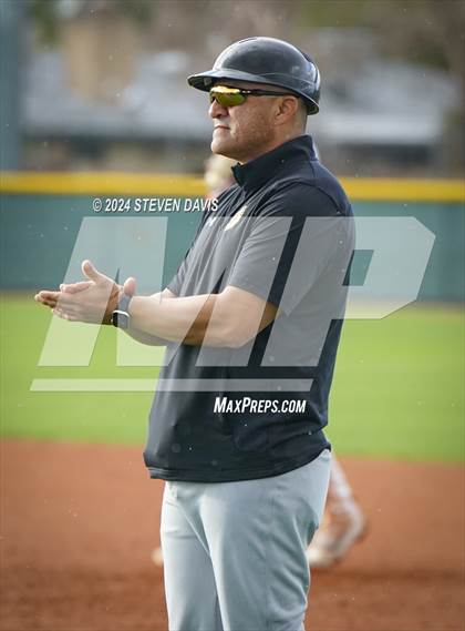 Thumbnail 3 in Marcos de Niza @ Mountain View photogallery.