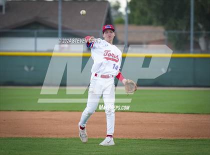 Thumbnail 2 in Marcos de Niza @ Mountain View photogallery.