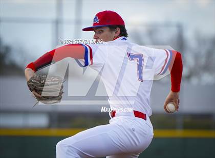 Thumbnail 2 in Marcos de Niza @ Mountain View photogallery.