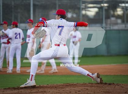 Thumbnail 3 in Marcos de Niza @ Mountain View photogallery.