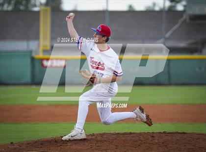 Thumbnail 2 in Marcos de Niza @ Mountain View photogallery.