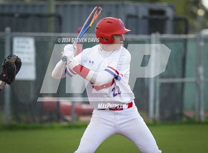 Thumbnail 2 in Marcos de Niza @ Mountain View photogallery.