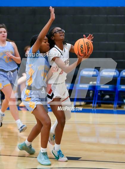 Thumbnail 2 in High Tech SD vs. Copper Canyon (Panther Hoops Classic) photogallery.
