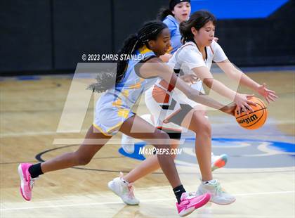 Thumbnail 1 in High Tech SD vs. Copper Canyon (Panther Hoops Classic) photogallery.