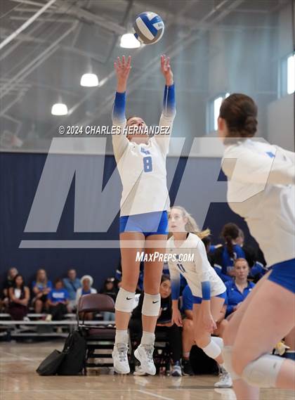 Thumbnail 3 in New Braunfels vs. Huntsville (Legends Invitational) photogallery.
