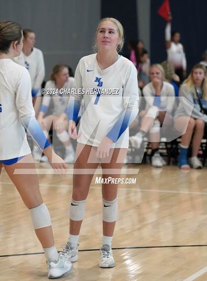 Thumbnail 3 in New Braunfels vs. Huntsville (Legends Invitational) photogallery.