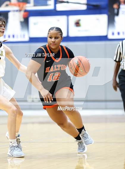 Thumbnail 1 in Haltom vs Wylie (Weatherford Raising Cane's Christmas Classic) photogallery.