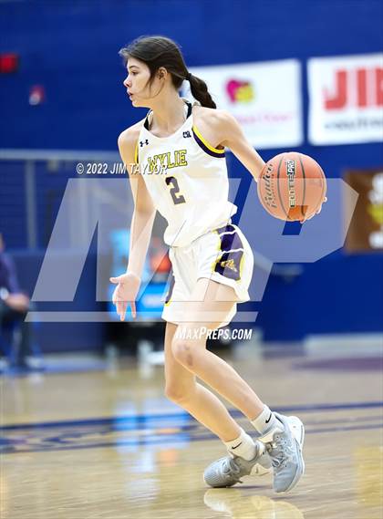 Thumbnail 1 in Haltom vs Wylie (Weatherford Raising Cane's Christmas Classic) photogallery.