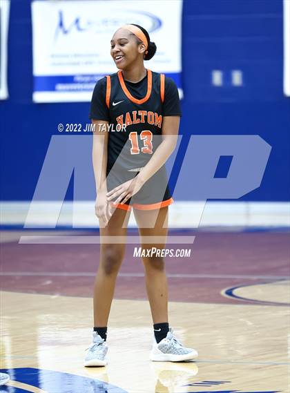Thumbnail 1 in Haltom vs Wylie (Weatherford Raising Cane's Christmas Classic) photogallery.