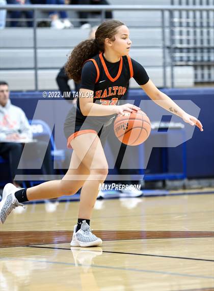 Thumbnail 3 in Haltom vs Wylie (Weatherford Raising Cane's Christmas Classic) photogallery.