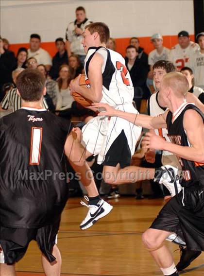 Thumbnail 1 in Croton-Harmon @ Pawling (Section I Class B Quarterfinal) photogallery.