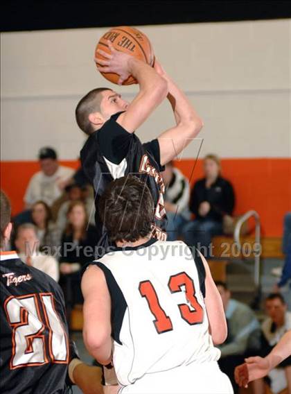 Thumbnail 2 in Croton-Harmon @ Pawling (Section I Class B Quarterfinal) photogallery.