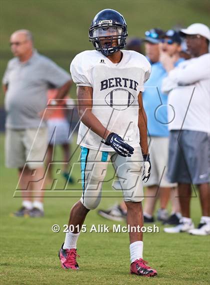 Thumbnail 2 in Southern Nash vs. Bertie (Nash County Jamboree) photogallery.