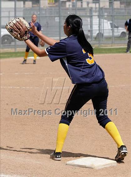 Thumbnail 1 in Westlake vs. Santa Clara (Valley Classic) photogallery.