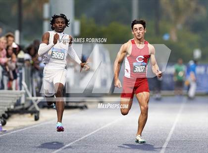 Thumbnail 1 in FHSAA Class 4A Final (200m) photogallery.