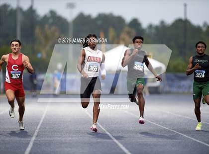 Thumbnail 1 in FHSAA Class 4A Final (200m) photogallery.