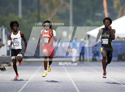 Thumbnail 2 in FHSAA Class 4A Final (200m) photogallery.