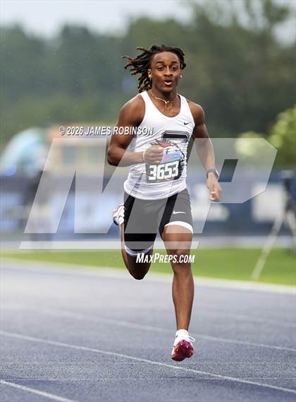 Thumbnail 2 in FHSAA Class 4A Final (200m) photogallery.