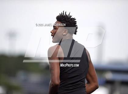 Thumbnail 2 in FHSAA Class 4A Final (200m) photogallery.