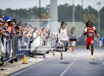 Thumbnail 2 in FHSAA Class 4A Final (200m) photogallery.