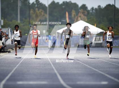 Thumbnail 1 in FHSAA Class 4A Final (200m) photogallery.