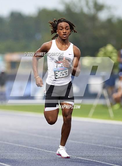 Thumbnail 2 in FHSAA Class 4A Final (200m) photogallery.