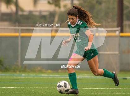 Thumbnail 3 in Edison vs Mission Viejo photogallery.