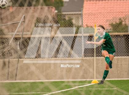 Thumbnail 3 in Edison vs Mission Viejo photogallery.