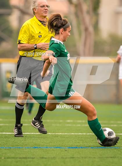 Thumbnail 2 in Edison vs Mission Viejo photogallery.
