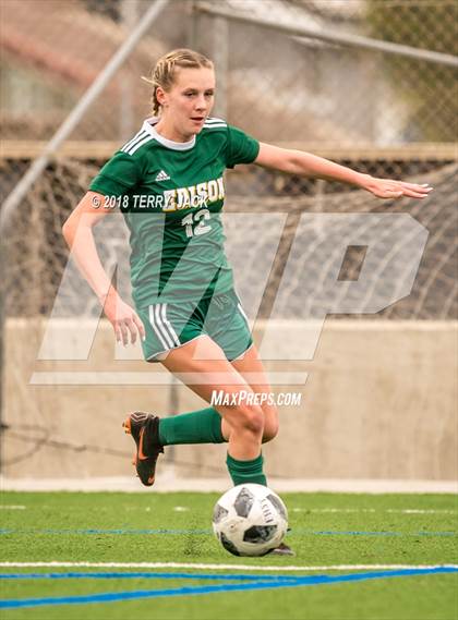 Thumbnail 2 in Edison vs Mission Viejo photogallery.