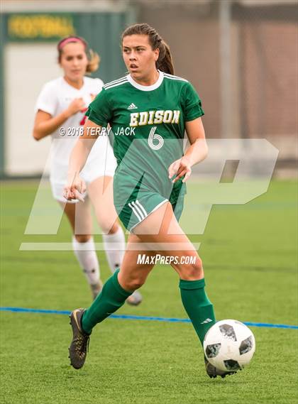 Thumbnail 3 in Edison vs Mission Viejo photogallery.