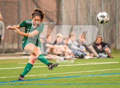Thumbnail 2 in Edison vs Mission Viejo photogallery.