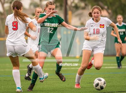 Thumbnail 2 in Edison vs Mission Viejo photogallery.