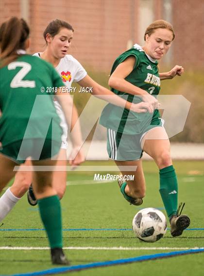 Thumbnail 2 in Edison vs Mission Viejo photogallery.