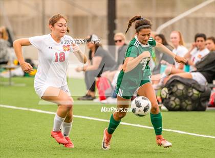 Thumbnail 3 in Edison vs Mission Viejo photogallery.