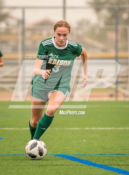 Thumbnail 3 in Edison vs Mission Viejo photogallery.