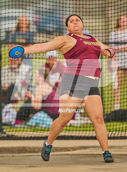 Thumbnail 2 in CCISD Ruben C Jordan Relays (Discus) photogallery.