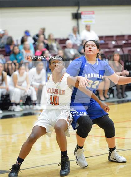 Thumbnail 3 in Madison vs. MacArthur photogallery.